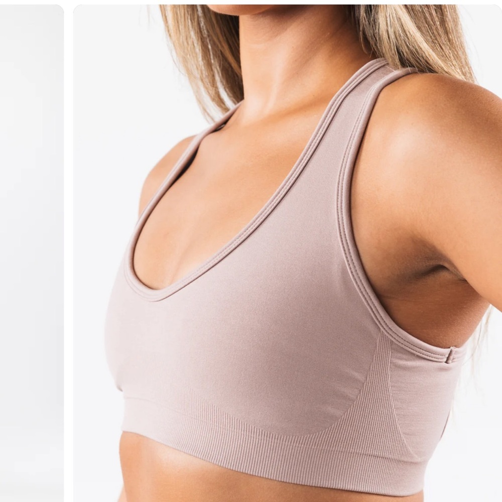 Amplify Contour Bra - Porcelain - Picture 5 of 7
